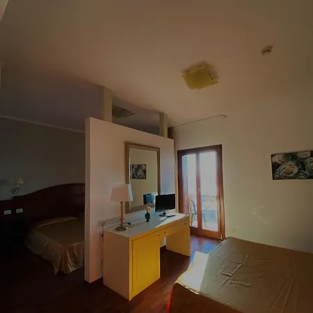 Hotel La Lampara 3*