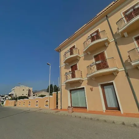 La Lampara Hotel